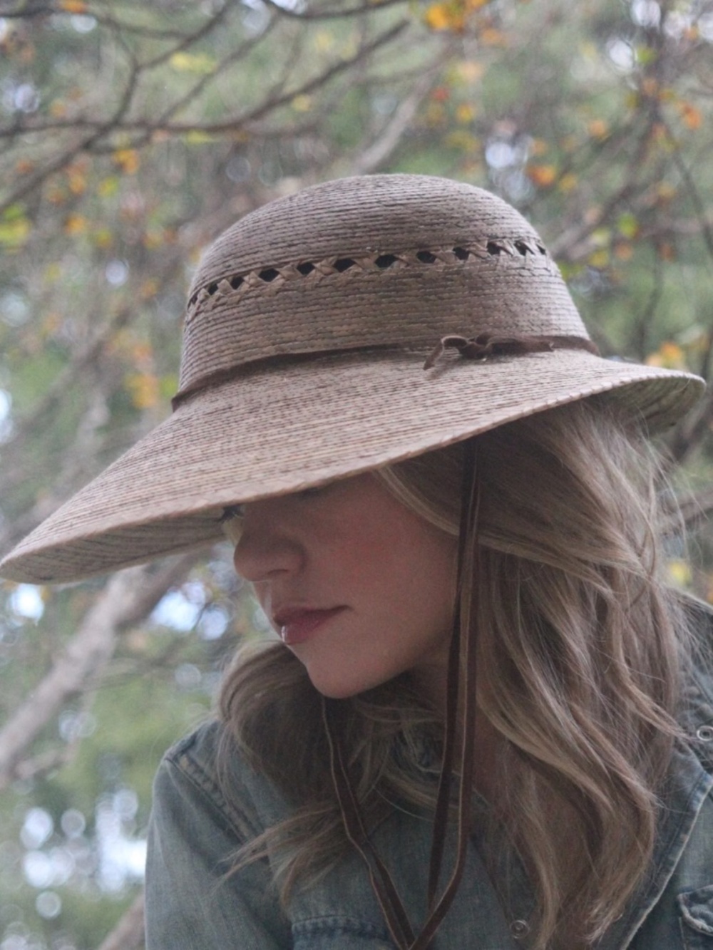 Tula Brand Laurel Lattice Palm Straw Facesaver Sun Hat w/ Chin cord - Picture 3 of 14